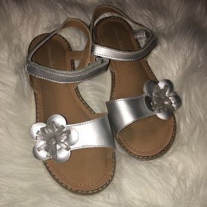 Hannah Anderson • girls sandals